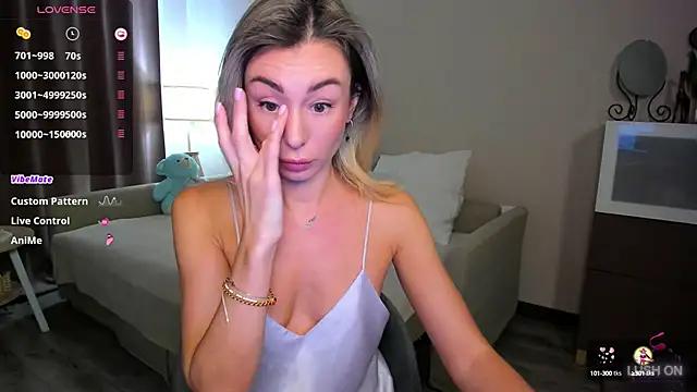 DannaEvan from StripChat