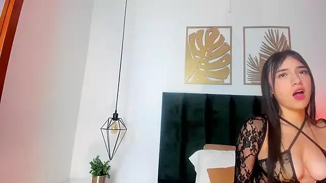 DannaHadid from StripChat is Freechat