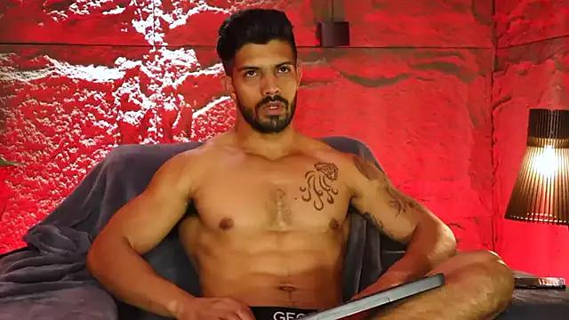 Photos of DannSaenz from StripChat is Freechat