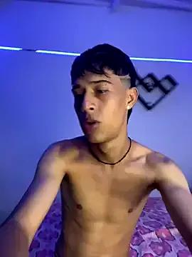 Danny_cute_05 from StripChat is Freechat