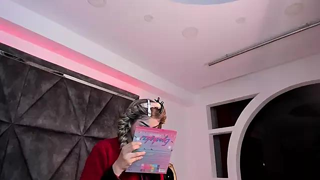 DannysaStar from StripChat