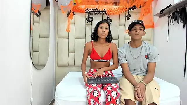 DaphnerANDrogerrr from StripChat is Freechat