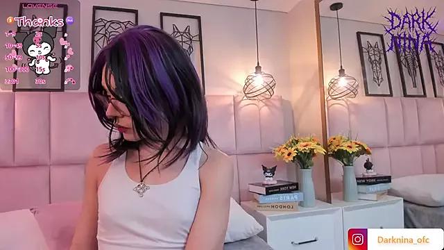 Dark_nina_ from StripChat is Freechat