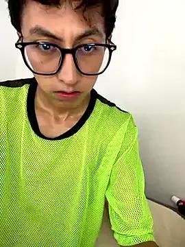 darkdesire_01 from StripChat is Freechat