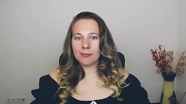 Darklure_ from StripChat is Freechat