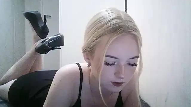 Dasha_nest webcams show profile image 