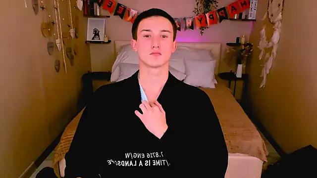 David__Diamond from StripChat is Freechat