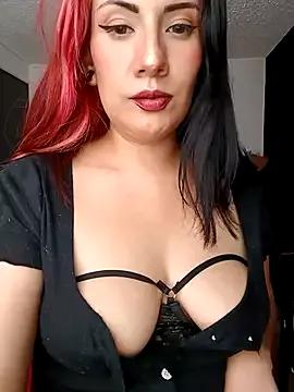 Dayan9806 from StripChat