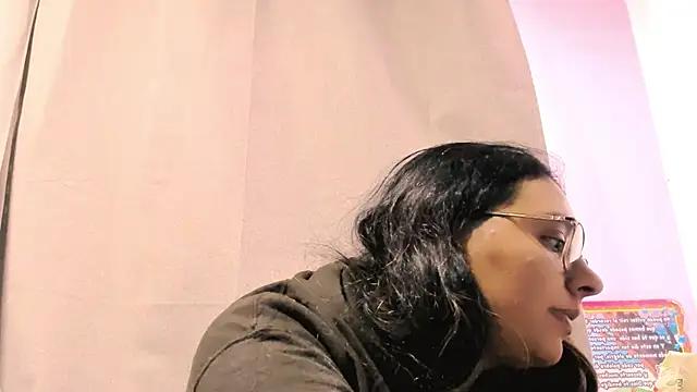 DayanaBaker from StripChat
