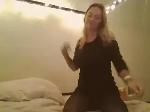 DDnaughty from StripChat