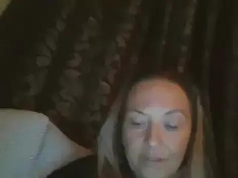 DDnaughty from StripChat