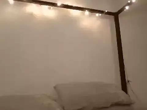DDnaughty from StripChat