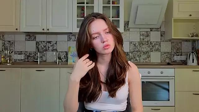 DeanneBlose from StripChat is Freechat