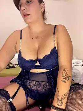 Debbie05 from StripChat