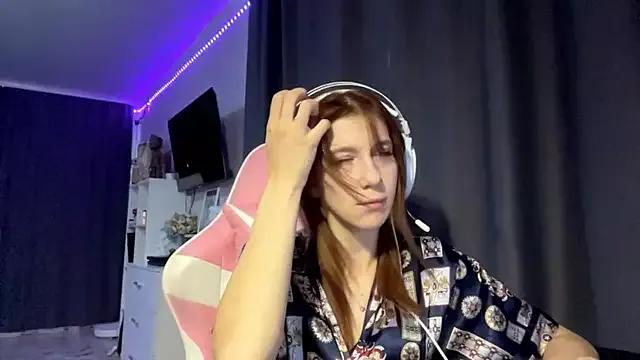 DedeTedrow from StripChat