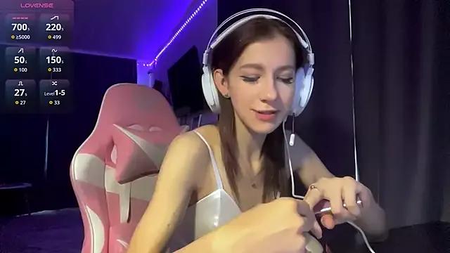 DedeTedrow from StripChat