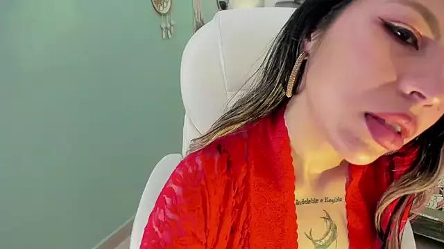 delilah_fix from StripChat is Freechat