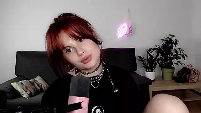 Della_Ideal from StripChat