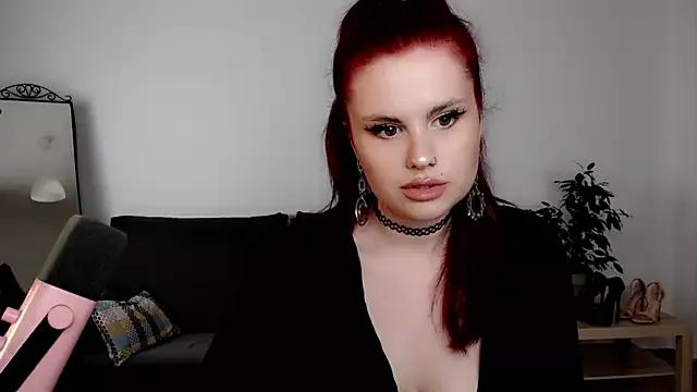Della_Ideal from StripChat