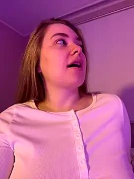 DeniMilkyyyyy webcams show profile image 