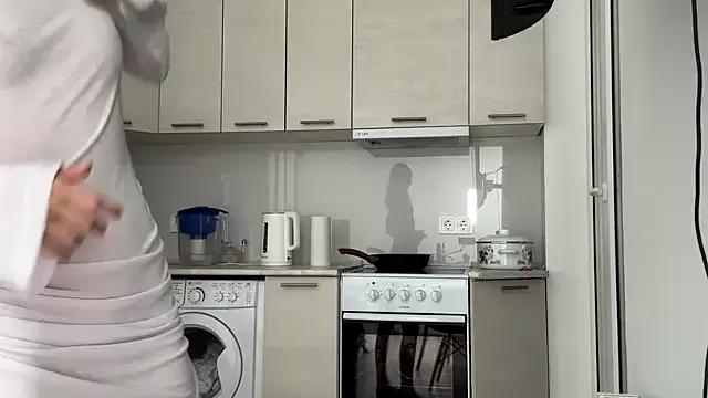 Denni_Spilber from StripChat