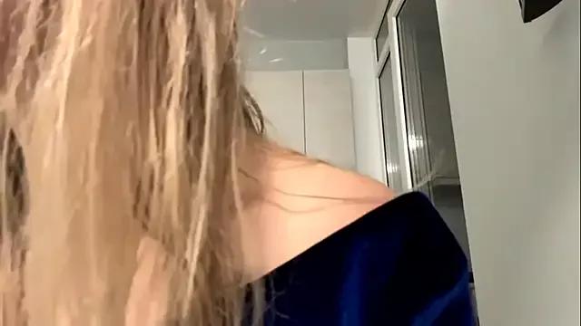 Denni_Spilber from StripChat