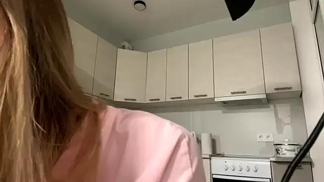 Denni_Spilber from StripChat