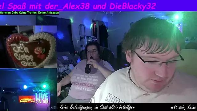 Discover our girls online shows and discover the company of countless livestreamers, with stunning shapes, sex toys and more.