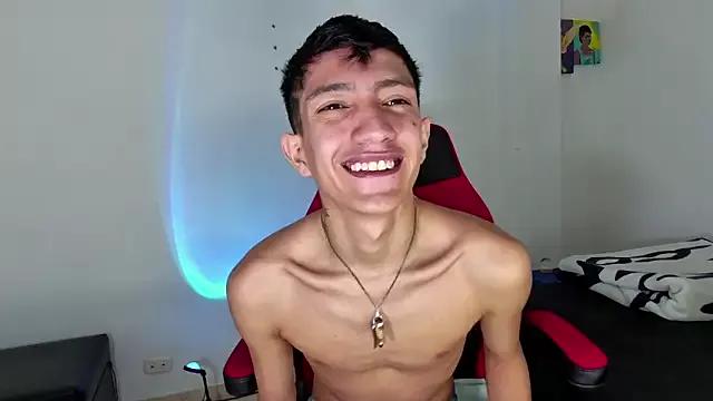 DereckCooperr from StripChat