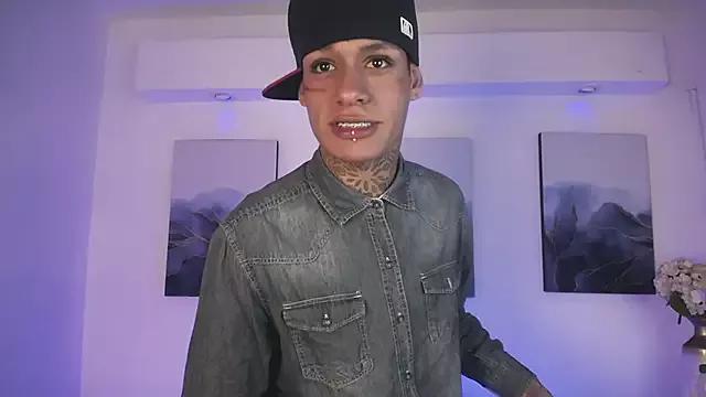DereckStorm from StripChat is Freechat