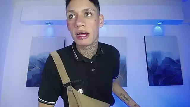 DereckStorm from StripChat is Freechat
