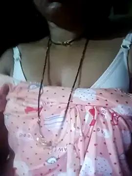 DESI_WIFEE from StripChat is Freechat