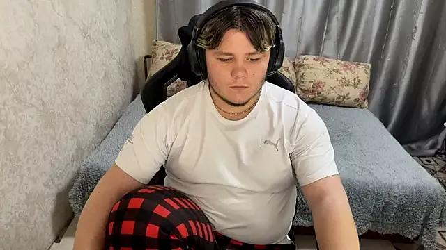 desiredude9 from StripChat is Freechat