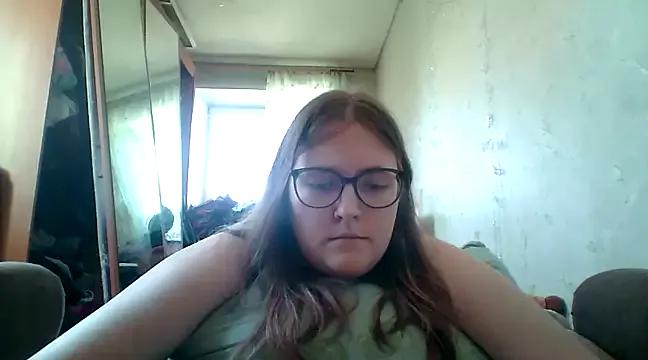 DesireMelissa from StripChat is Freechat