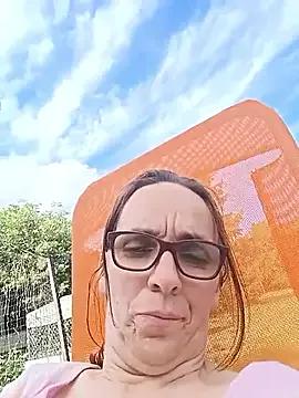 Dettybitch40 from StripChat