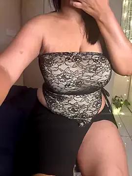 DevineDevilQueen from StripChat is Freechat