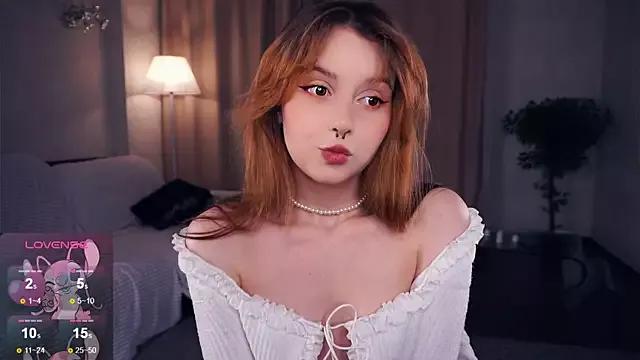 DevonaBucher webcams show profile image 