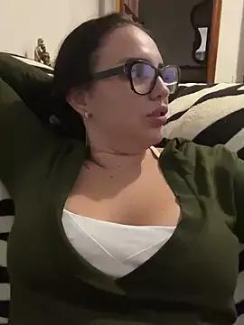 diamond_glow from StripChat is Freechat