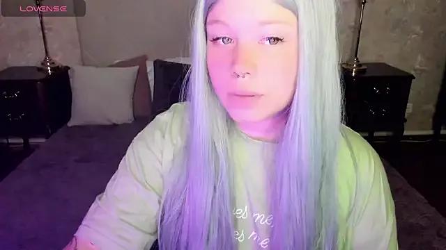 Diana_Dream from StripChat is Freechat