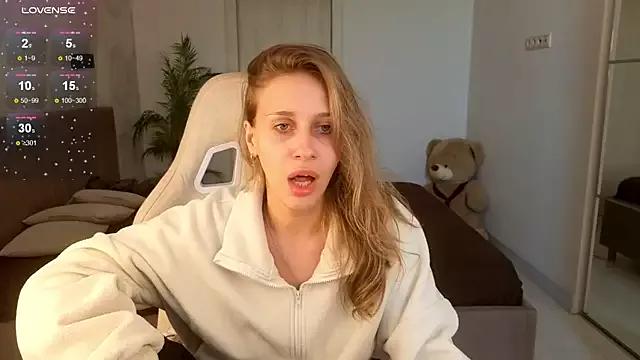 diana_phoenix from StripChat is Freechat