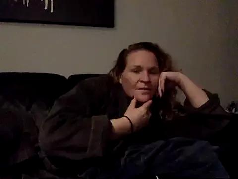 Dinslavnu from StripChat is Freechat