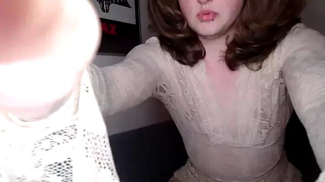 Divine_Dine from StripChat