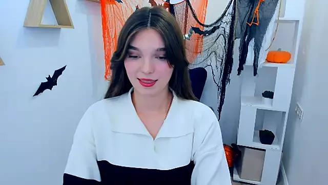 DivineAmour from StripChat