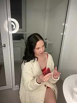 divinegirlhere from StripChat
