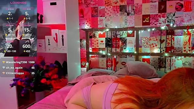 Discover our girls online shows and discover the company of countless livestreamers, with stunning shapes, sex toys and more.