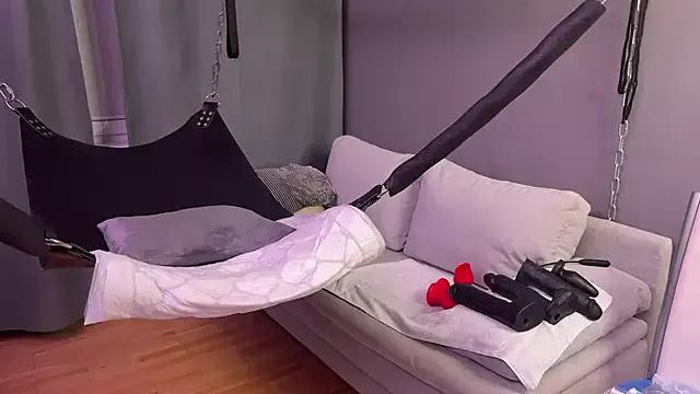 djejzi from StripChat