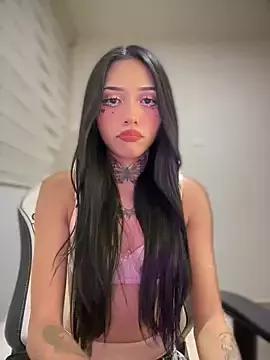 DOLL_ANDY from StripChat