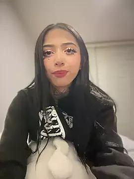 DOLL_ANDY from StripChat