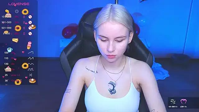 doll_barbieee from StripChat