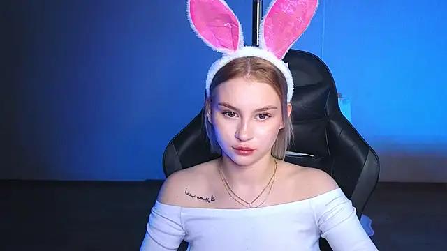 doll_barbieee from StripChat